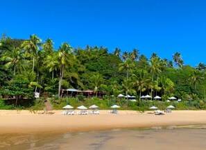 Beach bar