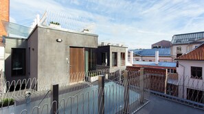 APARTMENT 6, 1 Bedroom, Terrace | Näkymä parvekkeelta