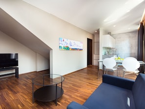 APARTMENT 3, Large 1 Bedroom | Premium bedding, iron/ironing board, free WiFi - Konrad Old Town Apartments (Tartu)