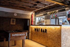 Bar (di hartanah)