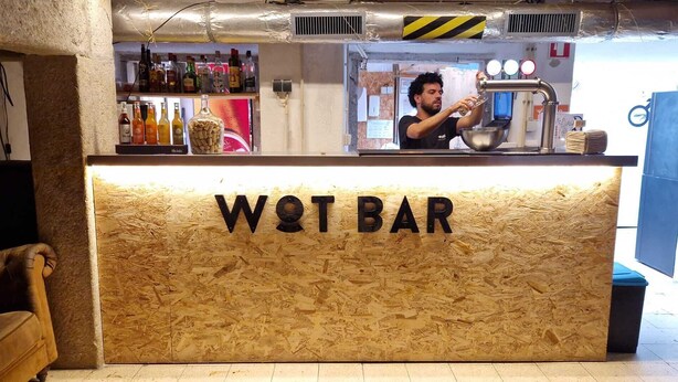 Bar (på overnattingsstedet)