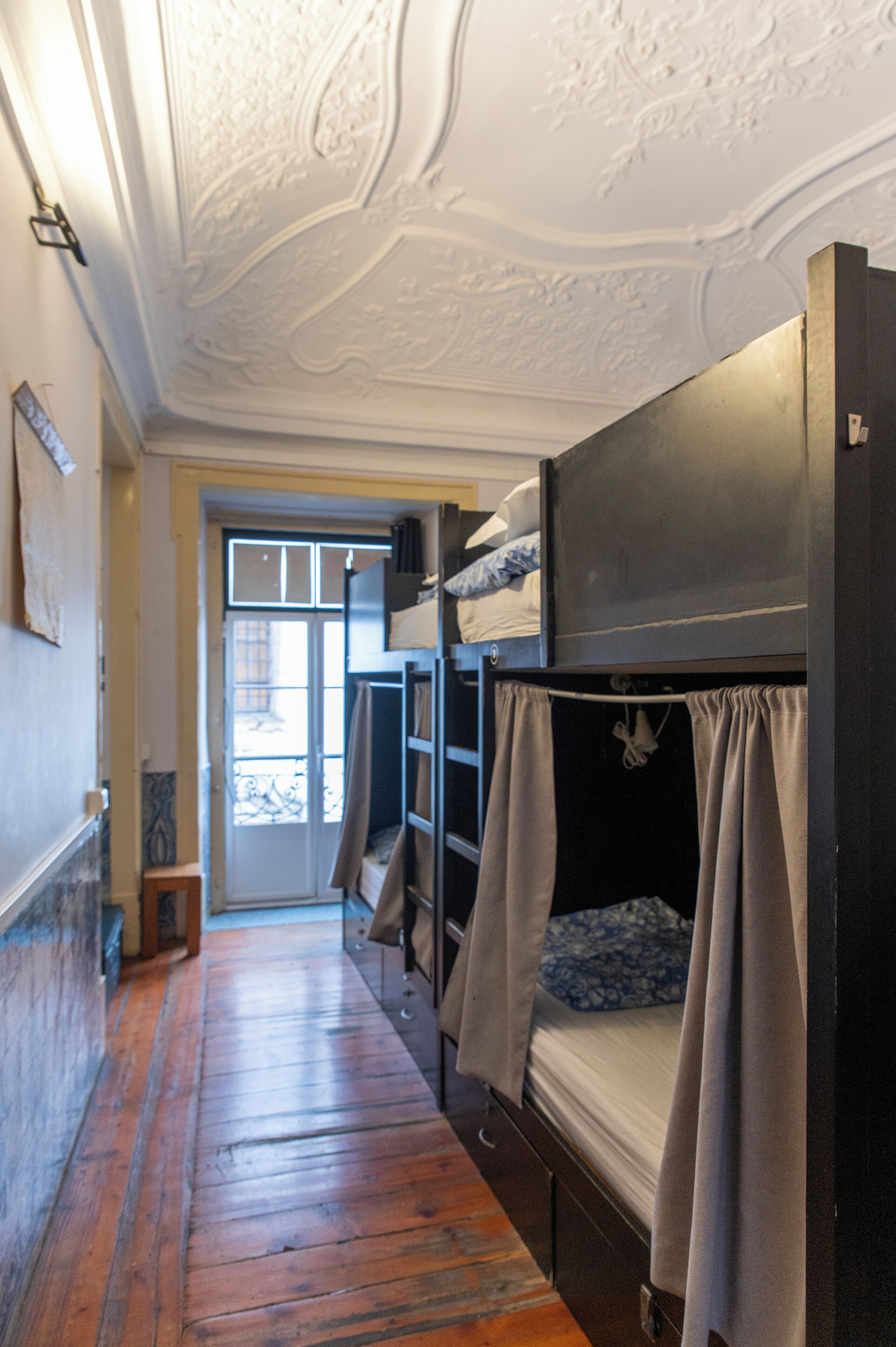 Felles sovesal, delt bad (1 Bed in a 8 Bed Dorm) | Individuelt dekorert, individuelt innredet og strykejern/-brett