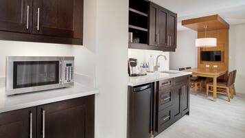 Microwave, coffee/tea maker