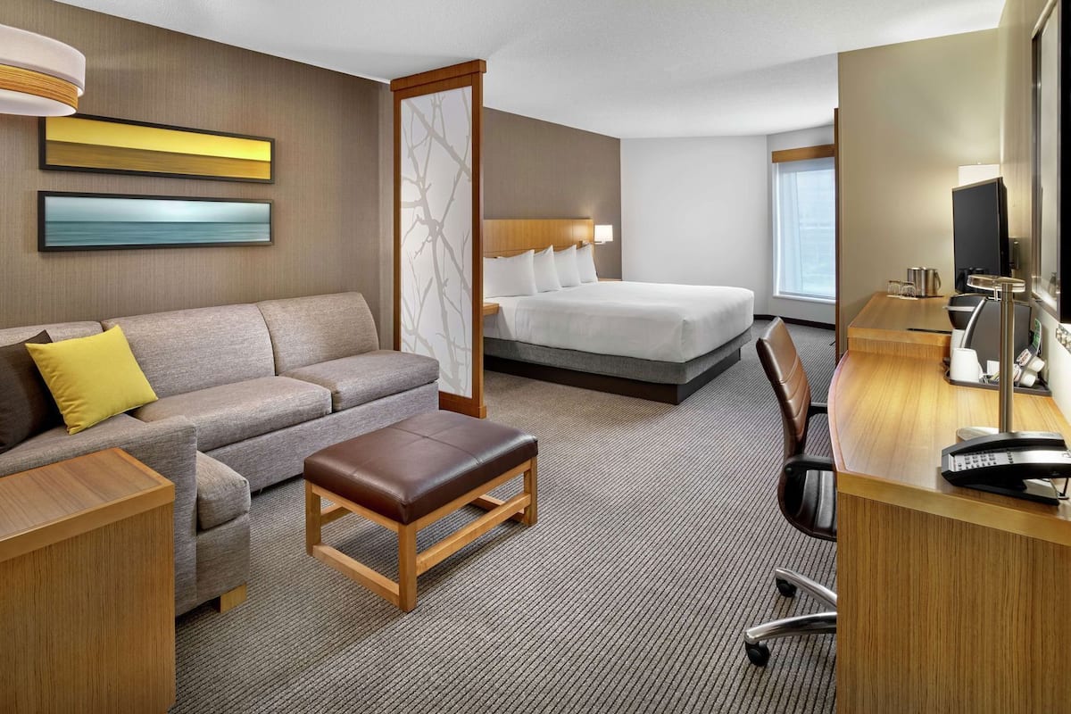Premium bedding, pillowtop beds, in-room safe, desk