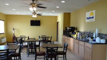 Free daily on-the-go breakfast