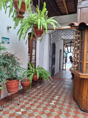 Property entrance - Hostal Lluvia de Oro (Arequipa)
