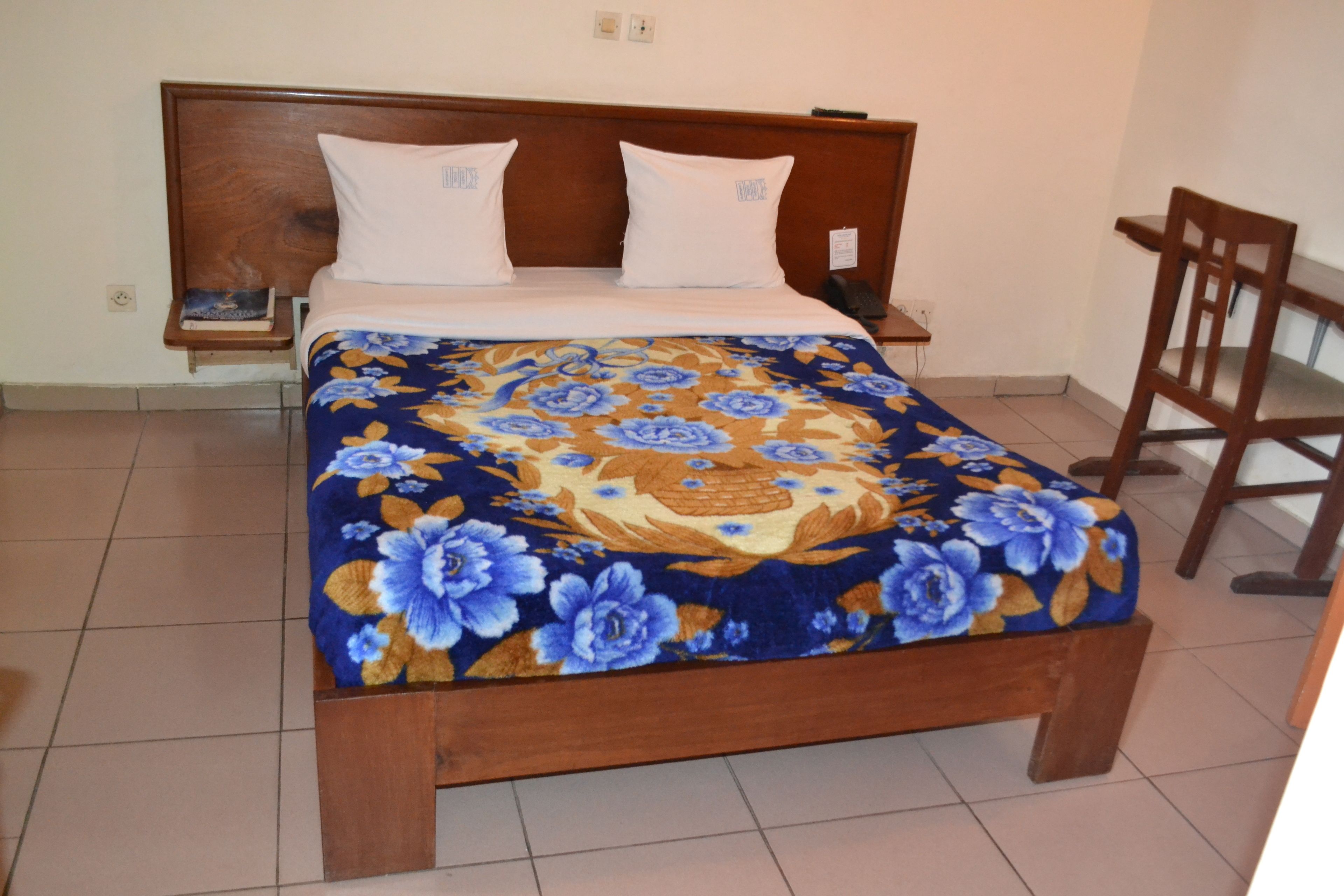 Habitación superior | Escritorio, cortinas blackout y wifi gratis 