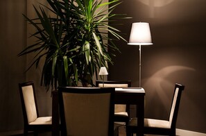 Lounge - Zara Rooms & Suites (Suzzara)