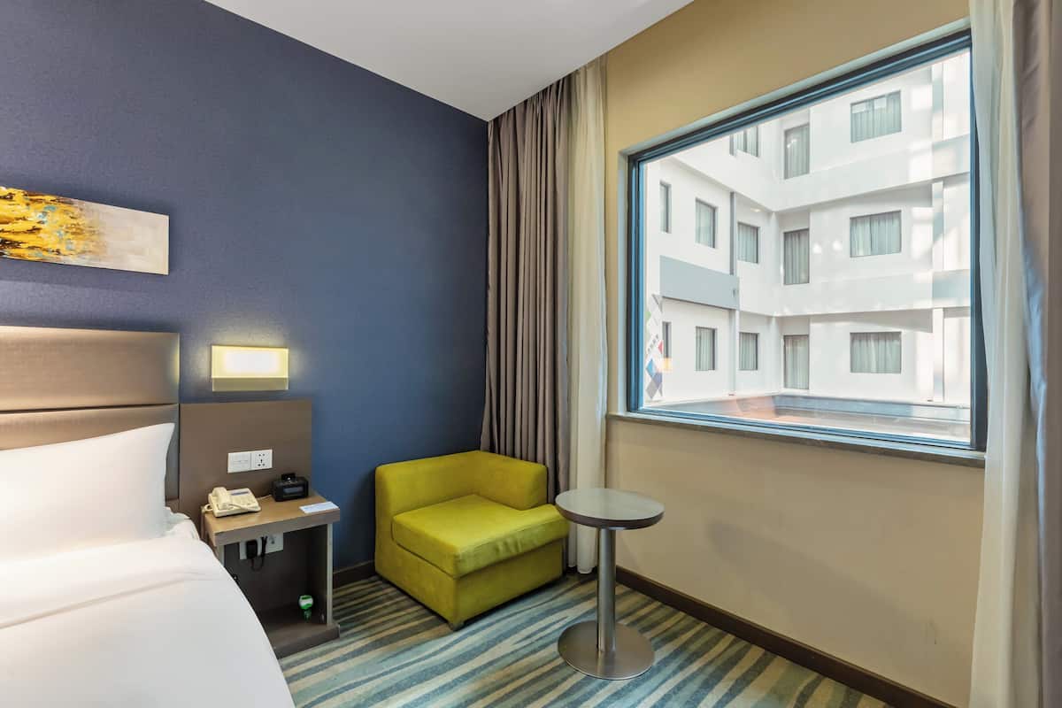 Minibar, in-room safe, desk, soundproofing