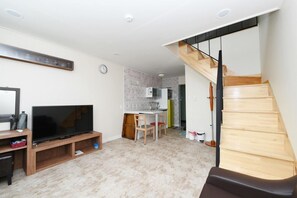 Room (Yousin) | Free WiFi