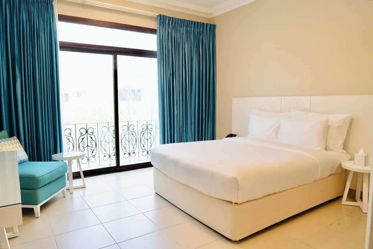 Standard Room | In-room safe, laptop workspace, free WiFi, bed sheets