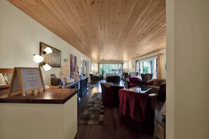 Sittområde i lobbyn