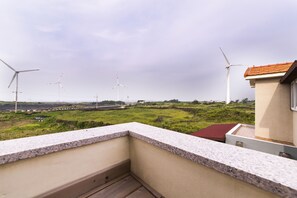 Balcony - Vitamin Sea House (Jeju City)