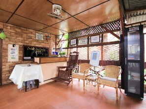 Reception - Hotel O Ombak Inn Chalet (Pangkor Island)