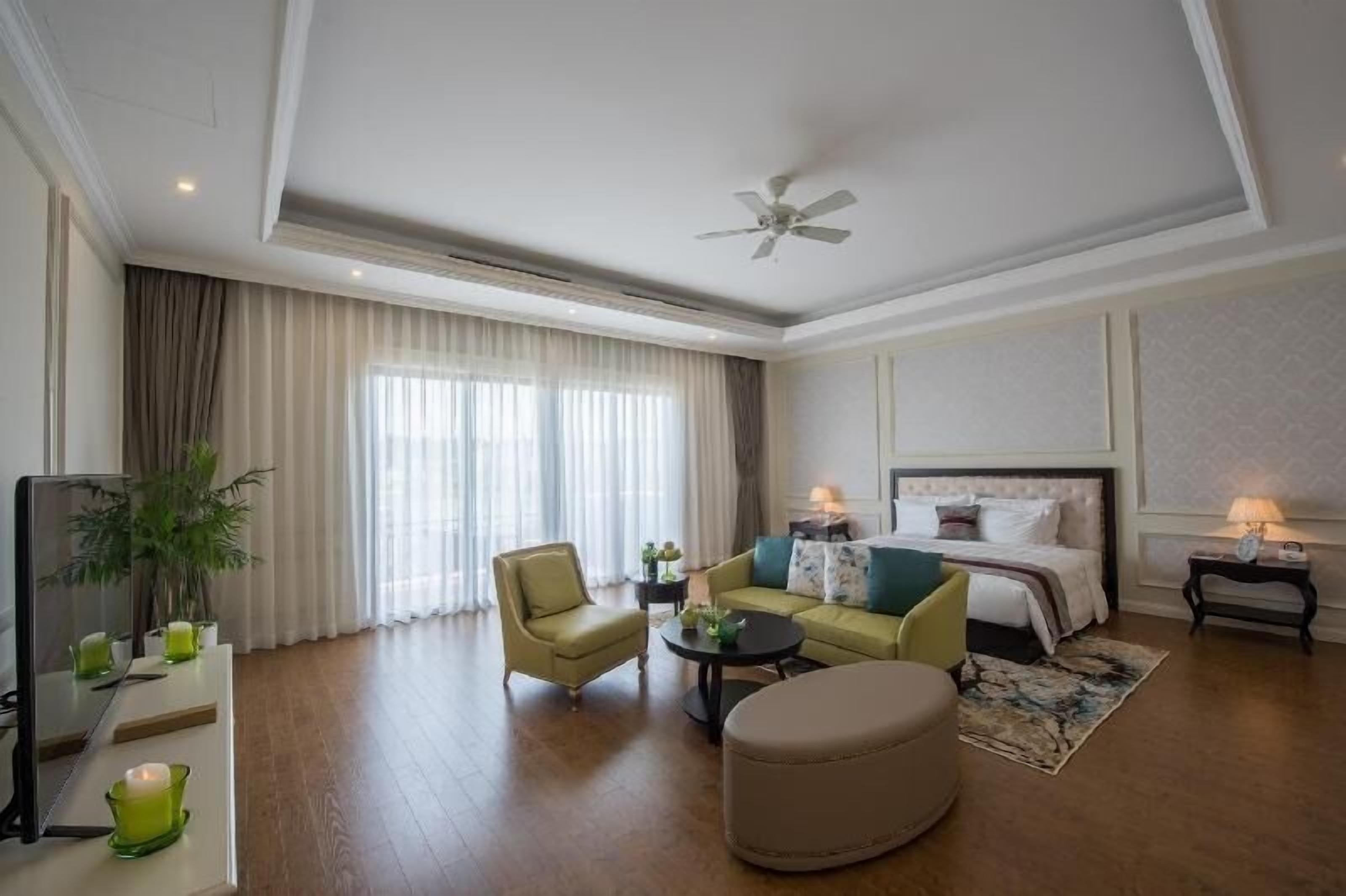 In-room safe, desk, blackout curtains, soundproofing