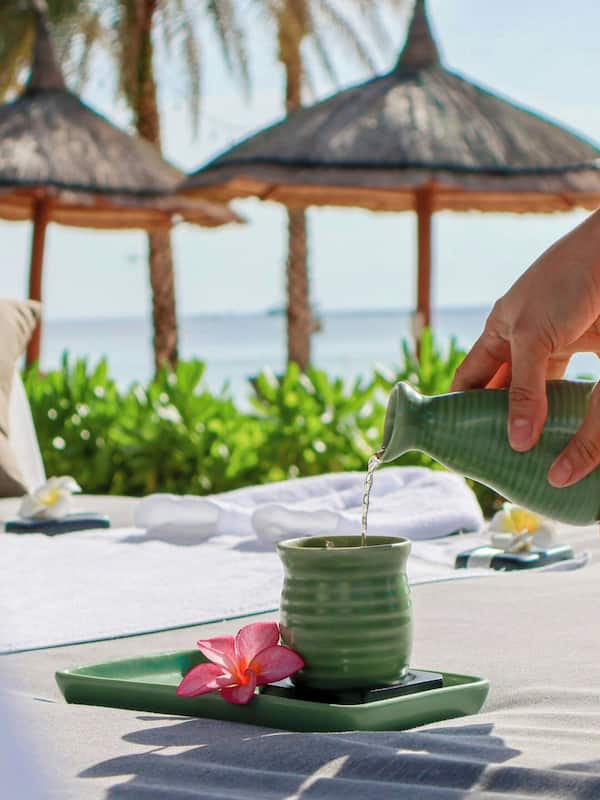 Sauna, hot tub, body treatments, aromatherapy, body wraps, body scrubs