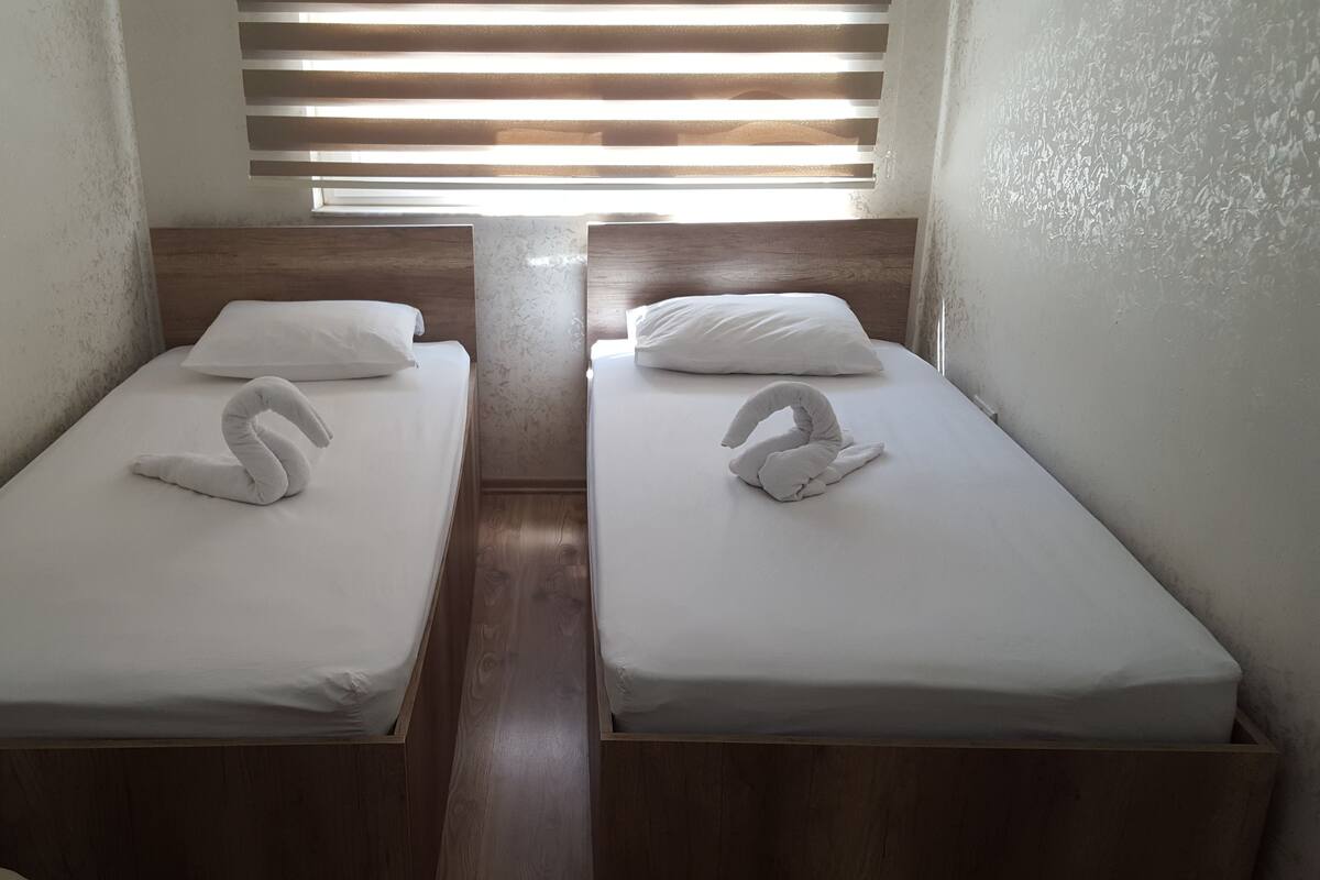 Habitación individual estándar | Escritorio, sistema de insonorización, wifi gratis