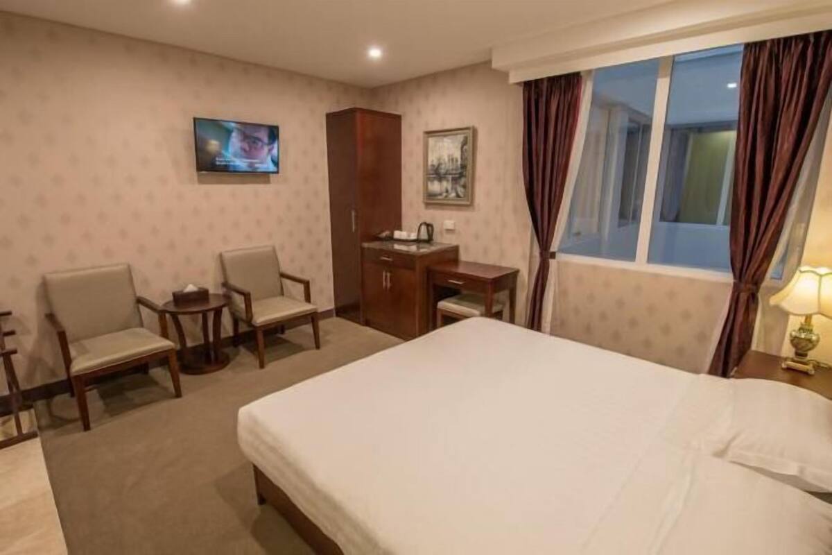In-room safe, desk, soundproofing, iron/ironing board (on request)