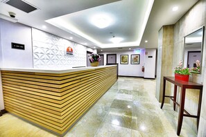 Reception - Megaboom City Hotel (Sydney)