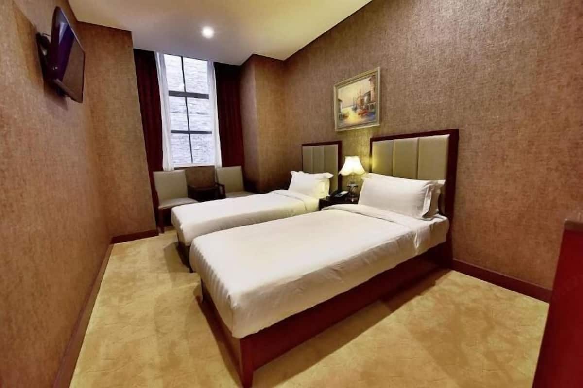 In-room safe, desk, soundproofing, iron/ironing board