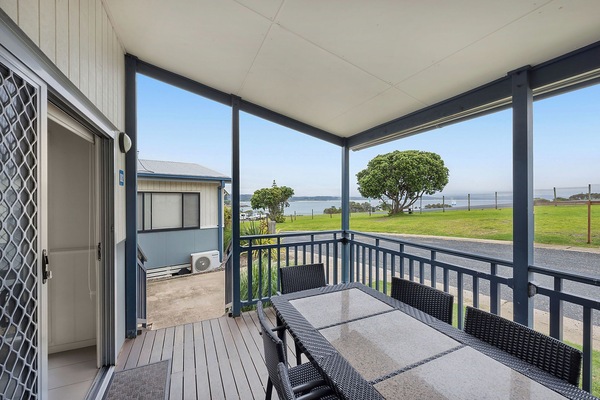 Cabaña superior, vista al océano | Vista del balcón