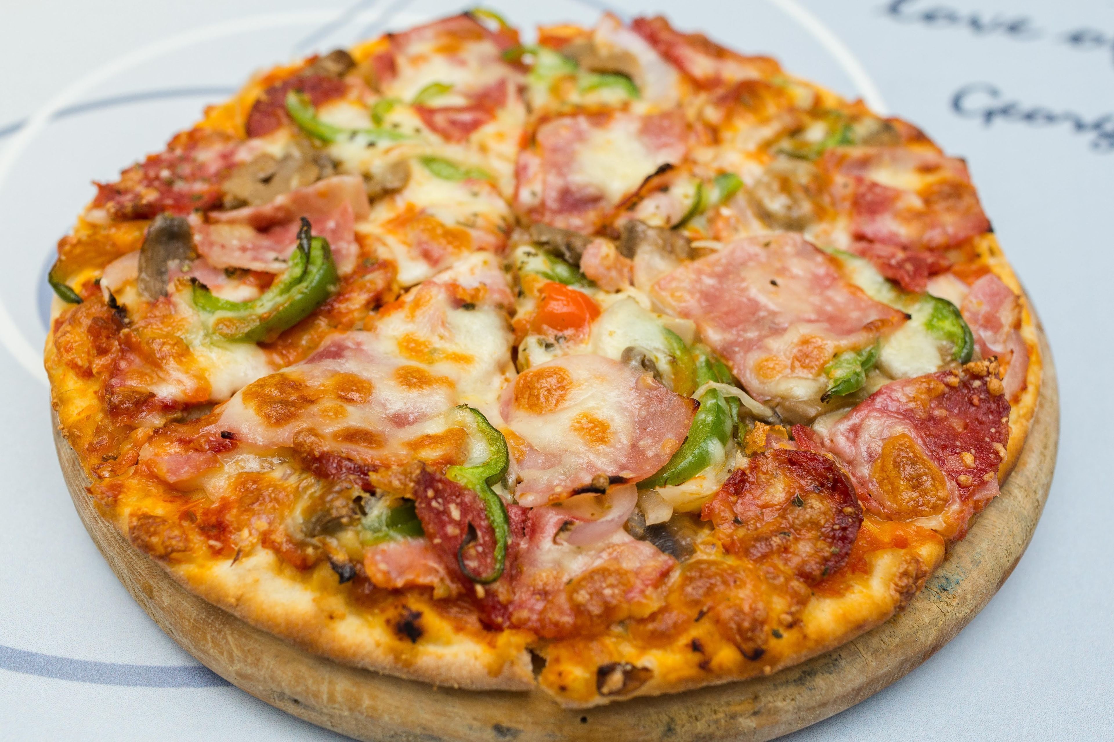 breakfast, lunch, dinner served; international cuisine