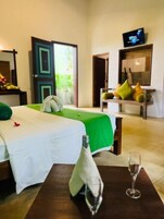 Deluxe Triple Room, Garden View | Room amenity