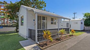 Standard Cabin - Sleeps 4 - Dog friendly | Exterior