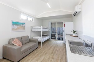 Deluxe Cabin - Sleeps 4 - Dog Friendly | Living area