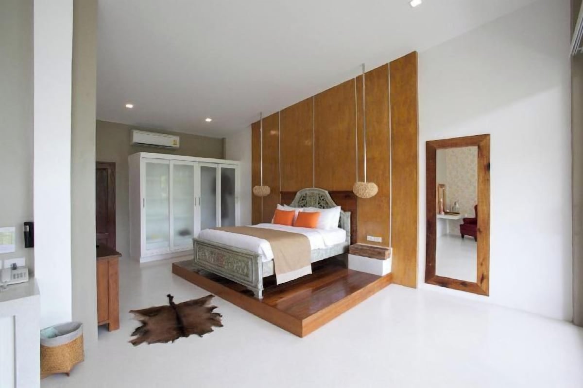 1 bedroom, minibar, in-room safe, desk