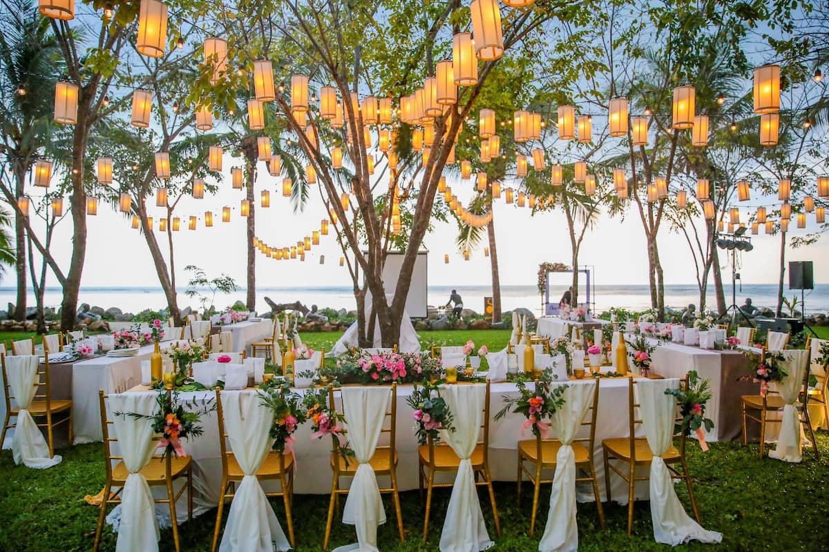 outdoor banquet area