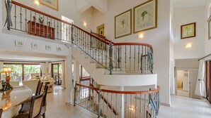 Luxury Villa, 4 Bedrooms | Living area