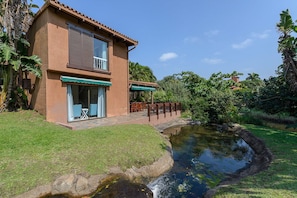 Superior Villa, 3 Bedrooms | Terrace/patio