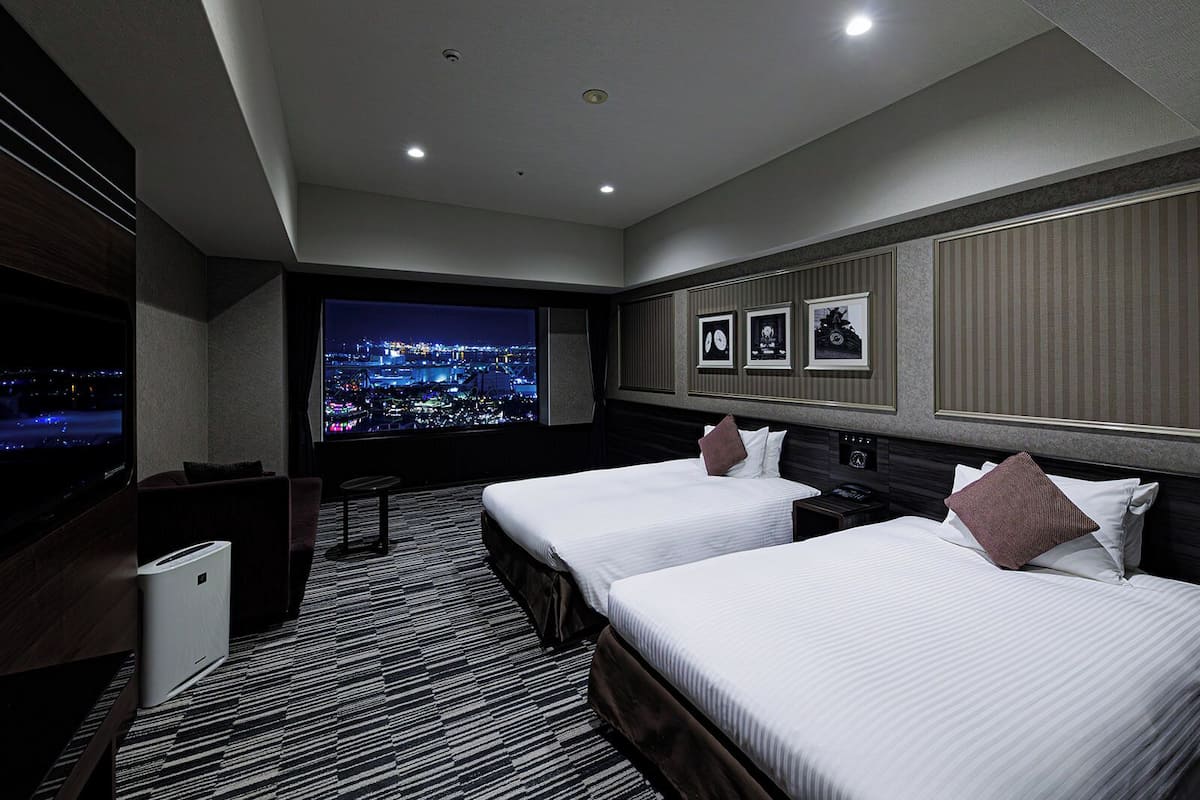 In-room safe, soundproofing, iron/ironing board, free WiFi