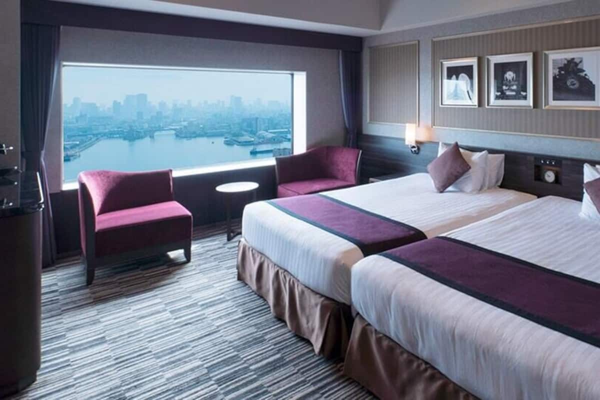Luxury Floor City View Twin Room, Non Smoking | In-room safe, soundproofing, iron/ironing board, free WiFi