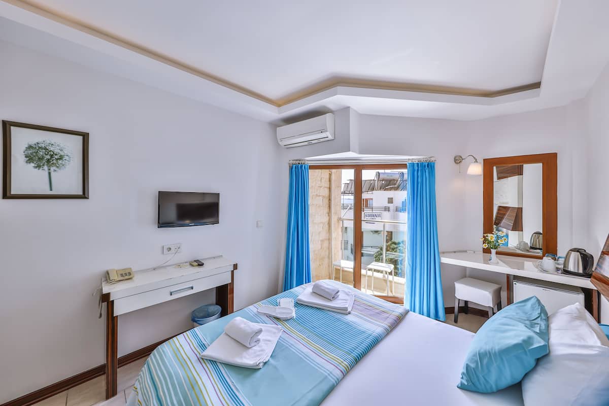 Lakens van Egyptisch katoen, luxe beddengoed, een minibar