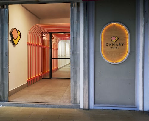 Canary Hotel