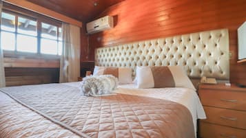 Quarto casal standard | Frigobar, Wi-Fi de cortesia, roupa de cama