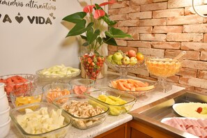 Gratis frukostbuffé varje dag 