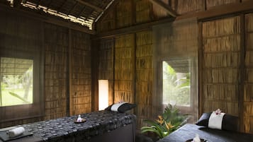 Couples treatment rooms, aromatherapy, deep-tissue massages