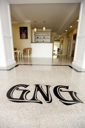 Reception - Hotel GNG (Tbilisi)