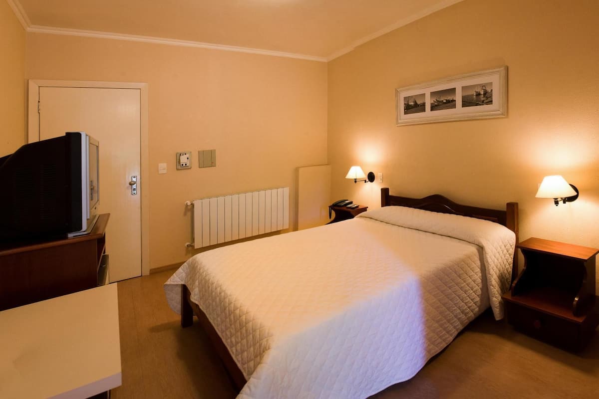 Minibar, desk, free cribs/infant beds, free WiFi