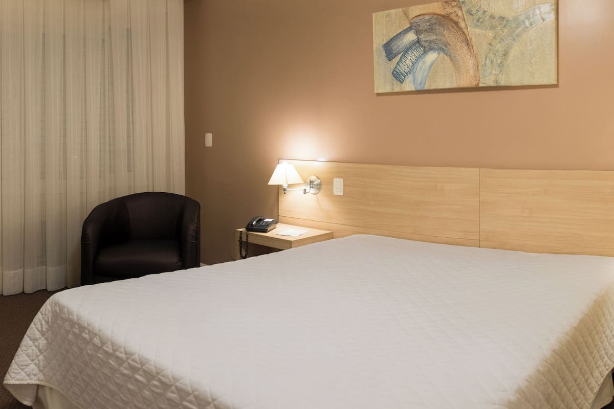 1 bedroom, minibar, in-room safe, desk