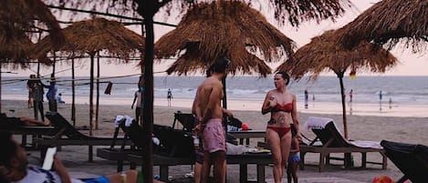 Vue sur la plage ou lâocĂ©an