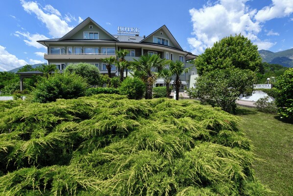 Front of property - Hotel Internazionale (Domodossola)