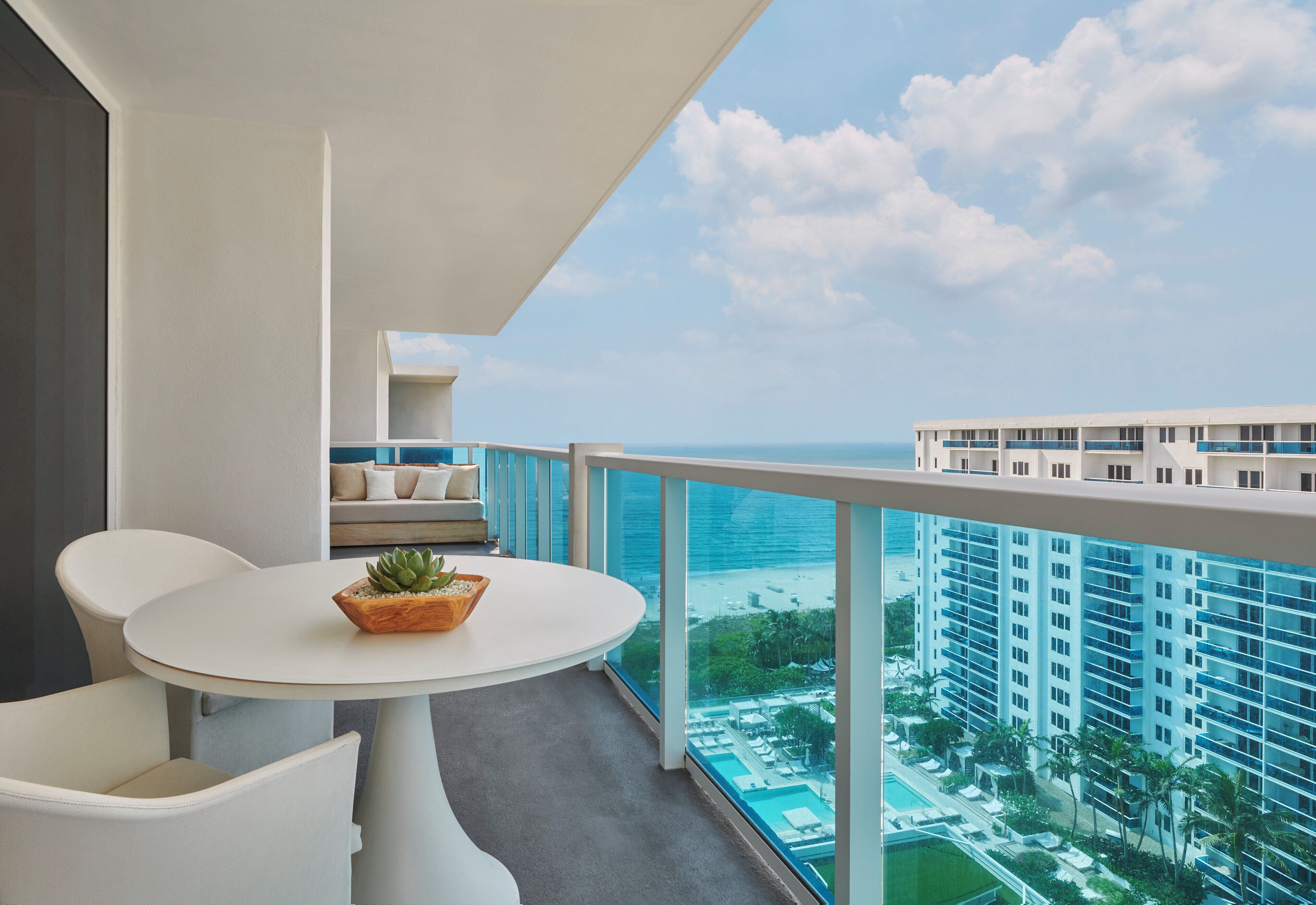 Two Bedroom Penthouse Oceanview with Balcony