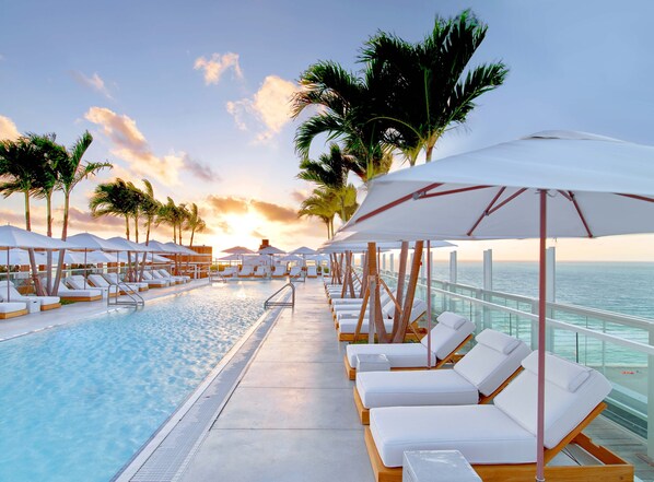 3 outdoor pools