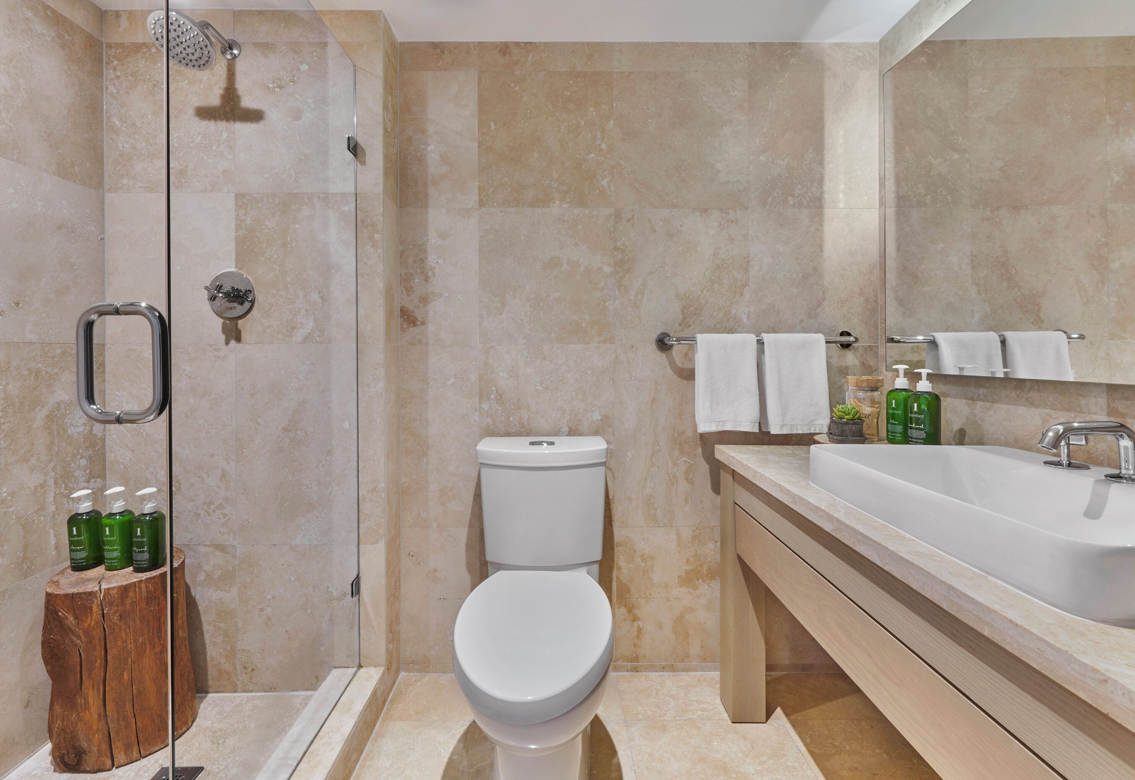 Luxury Suite, 2 Bedrooms, Kitchen, Ocean View