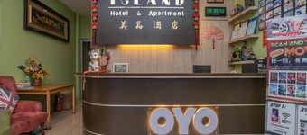 OYO 44078 The Island Hotel