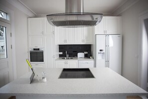 Apartment, 2 Bedrooms | Private kitchen | Fridge, microwave, oven, stovetop - Ambassade Apartments (Reykjavik)